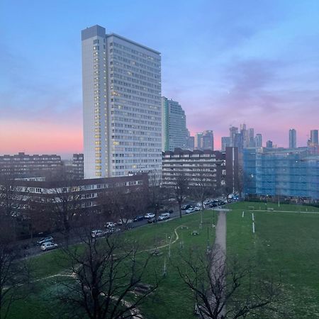 Immaculate 2Bed Apartment In London- City Views Zewnętrze zdjęcie