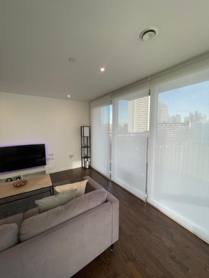 Immaculate 2Bed Apartment In London- City Views Zewnętrze zdjęcie