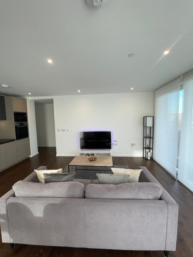 Immaculate 2Bed Apartment In London- City Views Zewnętrze zdjęcie