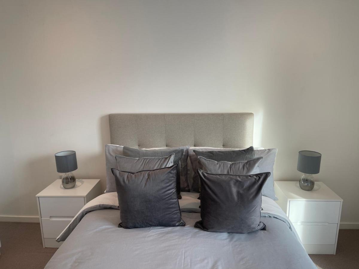 Immaculate 2Bed Apartment In London- City Views Zewnętrze zdjęcie