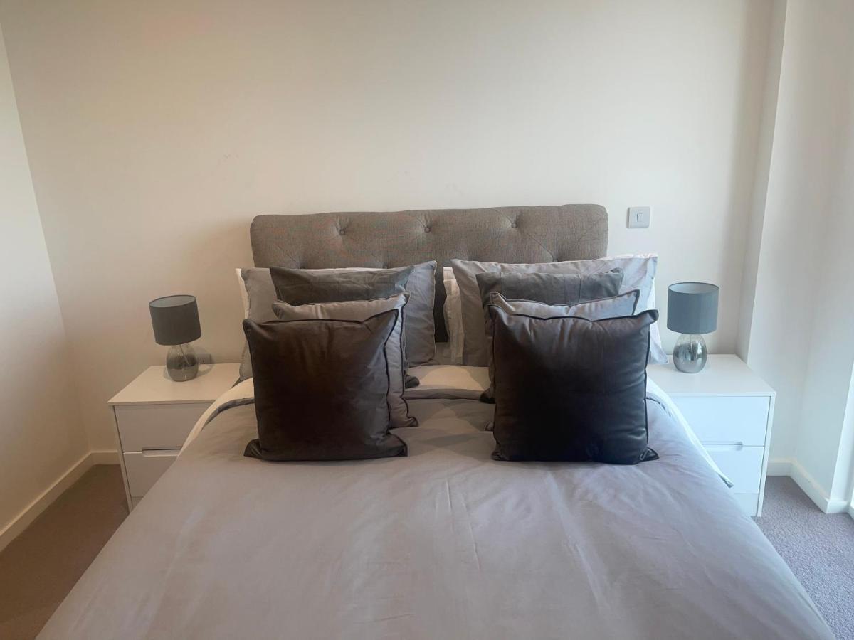 Immaculate 2Bed Apartment In London- City Views Zewnętrze zdjęcie
